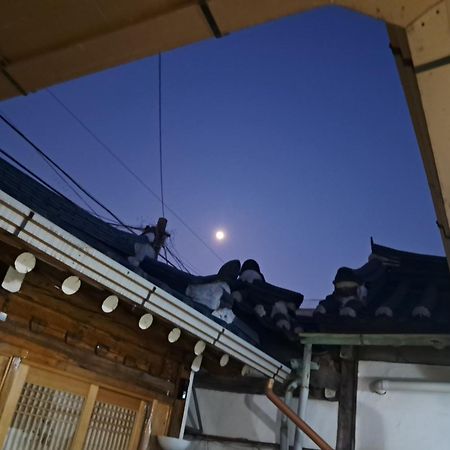 Hanok Guesthouse Nuha Seoul Exterior foto